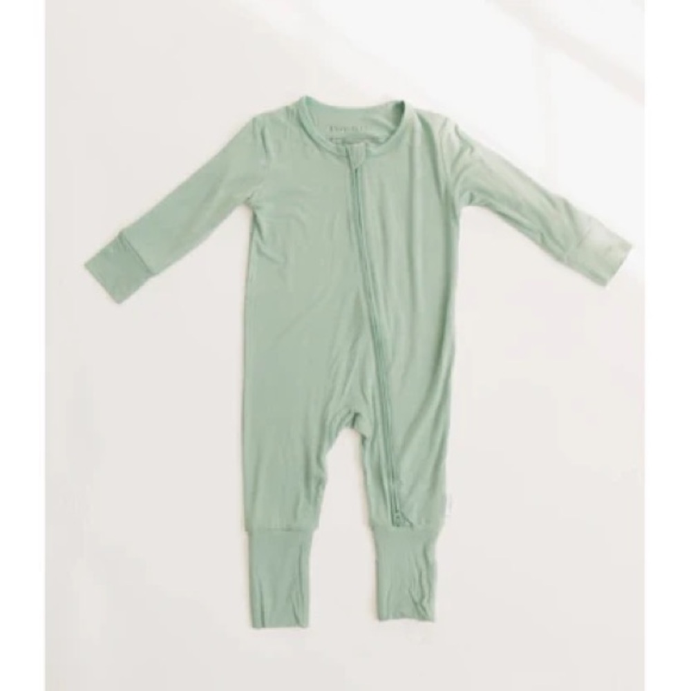 Kyte Baby zipper romper one piece pajamas bamboo 6-12 months baby